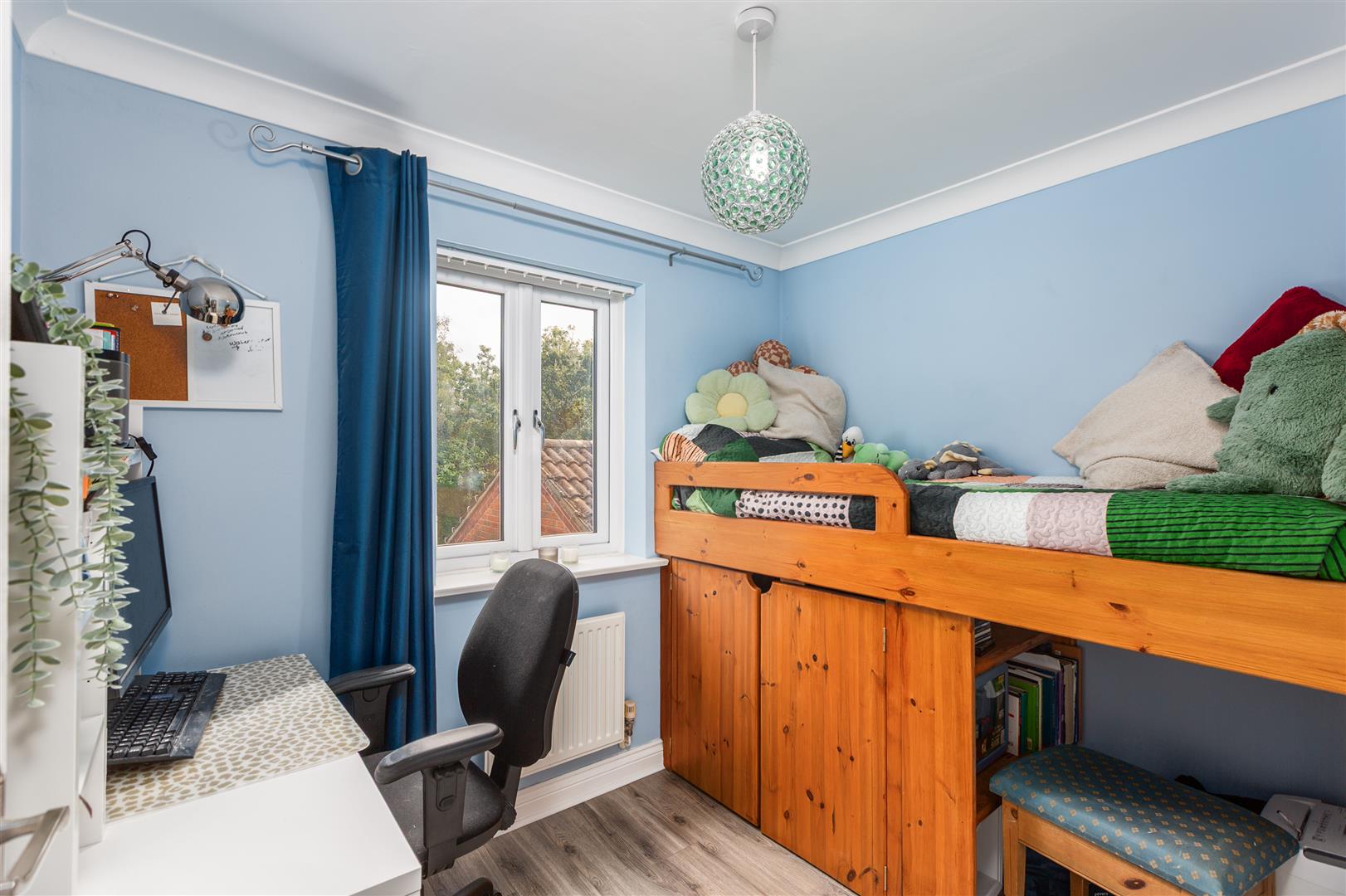 Heol Barcud, Birchgrove, Swansea, SA7 9NL